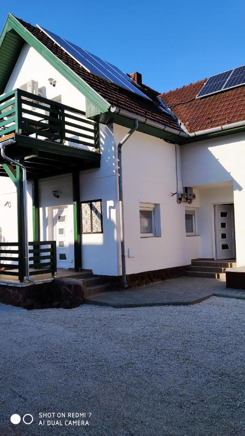 Bamboo Apartman Siófok Zewnętrze zdjęcie